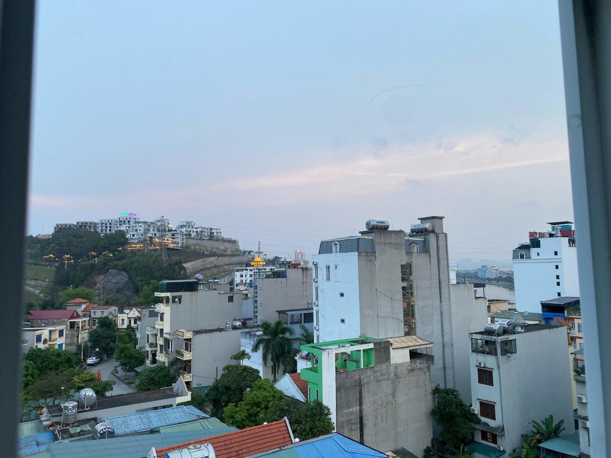 Blue Rose Hotel Ha Long Esterno foto