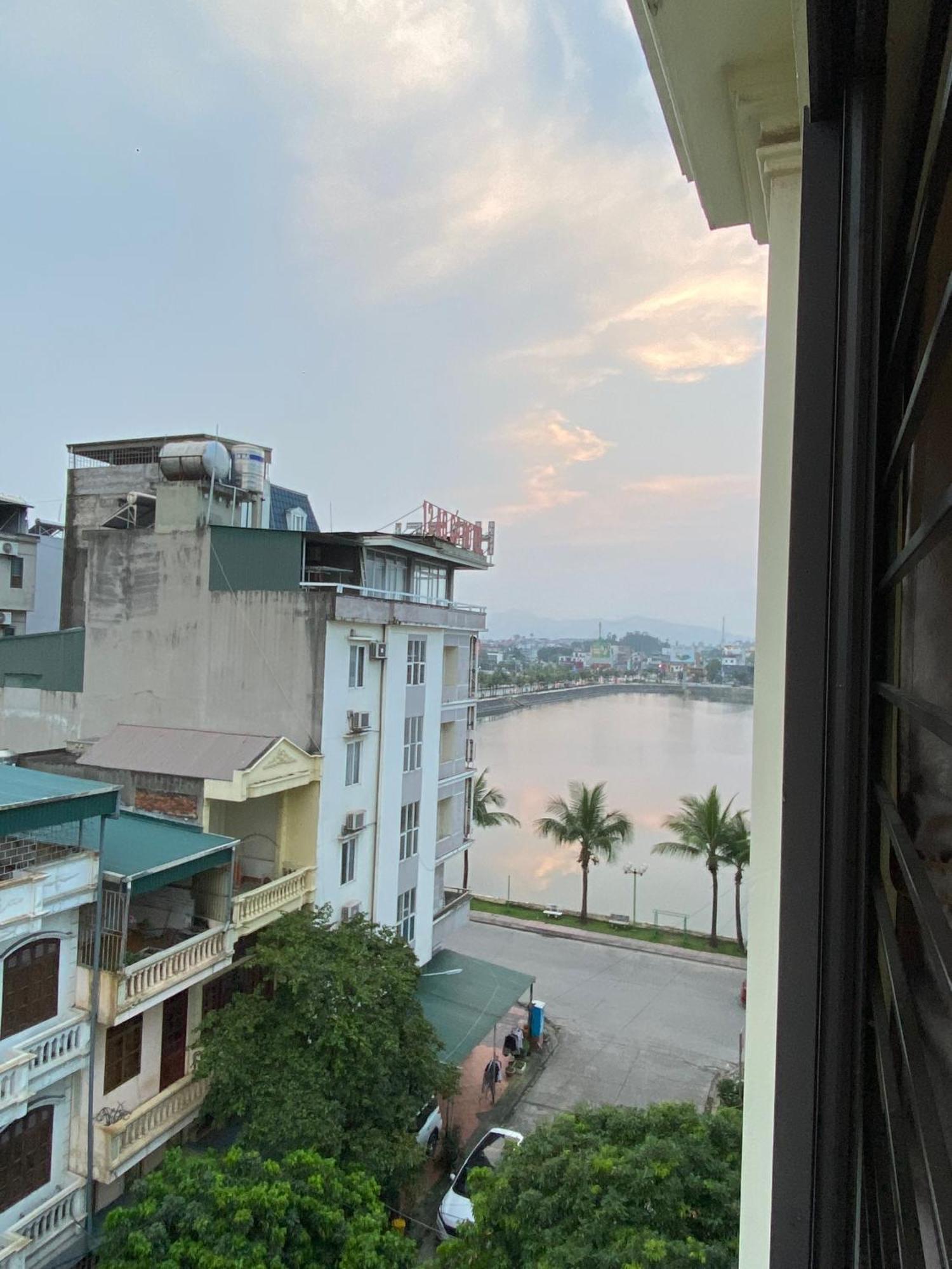 Blue Rose Hotel Ha Long Esterno foto