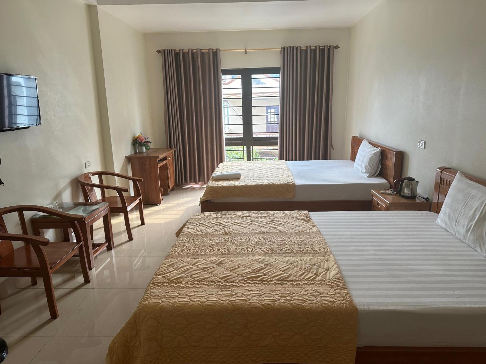 Blue Rose Hotel Ha Long Esterno foto